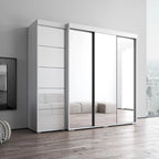 Armoire à trois miroirs