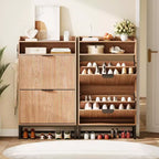 Meuble à chaussures en bois pour entrée avec 2 tiroirs basculants et étagère de rangement ouverte, niveaux réglables, poignées en métal doré et panneau cannelé