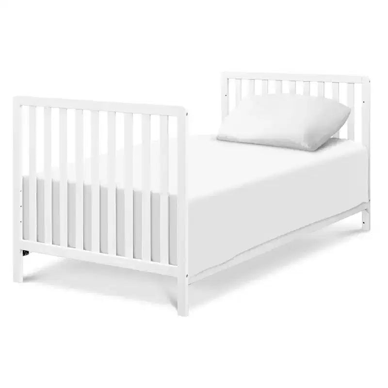 Carter's by daVinci Colby 4-in-1 Convertible Mini Crib with Trundle