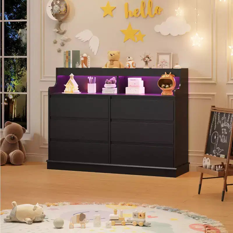 Oak Dresser for Bedroom with 6 Drawers, Modern Chest Featuring LED Lights and Charging Station, Spacious Storage Cabinet for Living Room or Hallway