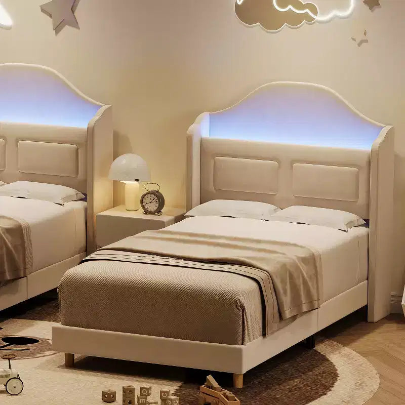 Cadre de lit double COZONY pour enfants, lit plateforme capitonné en velours de princesse avec dossier ailé, tête de lit bibliothèque de rangement et lumière LED, sommier tapissier non requis