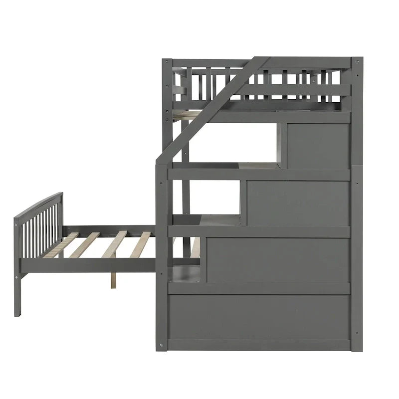 Lit mezzanine double sur lit double en bois avec escalier, balustrades hautes et échelle